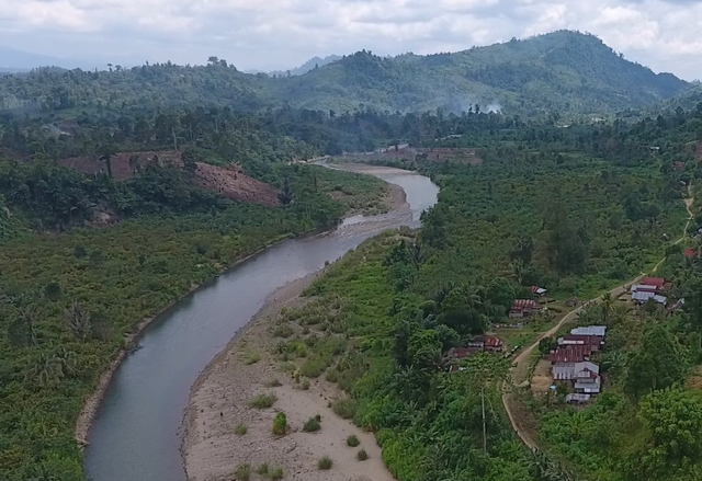 Aliran Sungai Budong-budong di Kabupaten Mamuju Tengah, Sulawesi Barat. Foto: Dok. Pusdatin BPBD Mamuju Tengah 
