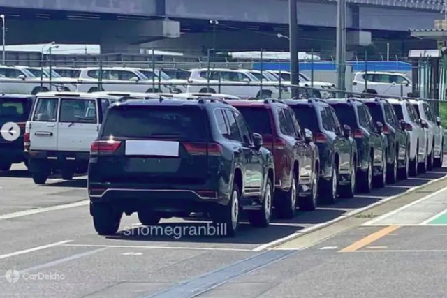 Toyota Land Cruiser Terbaru Pakai Mesin Lebih Kecil dan Girboks 10 Percepatan (39758)