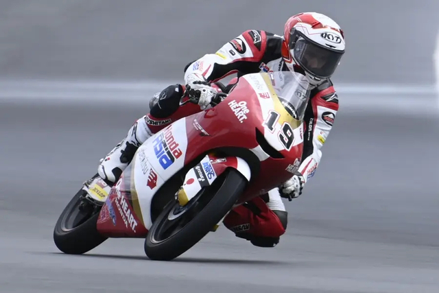 Pebalap Indonesia, Andi Gilang alias Andi Farid Izdihar. Foto: Honda Racing