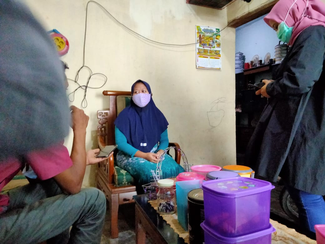 Guru TK di Malang Terlilit Utang Rp 40 Juta karena Pinjam di 24 Pinjol (291323)