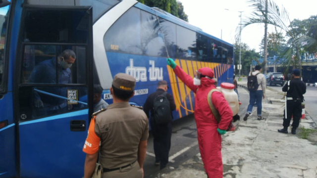 Aturan Baru: Perjalanan Darat 250 Km Wajib PCR 3x24 Jam atau Antigen 1x24 Jam (1)