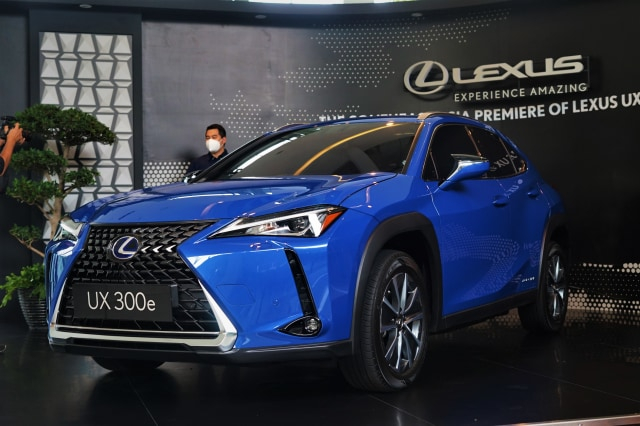 Lexus UX 300e yang dipasarkan oleh Lexus Indonesia. (Foto: Muhammad Ikbal/kumparan)