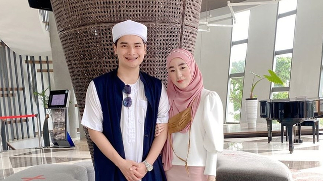 Alvin Faiz dan Larissa Chou. Foto: Instagram/@larissachou