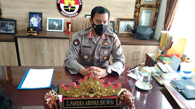 Kabid Humas Polda Lampung Kombes Pol Zahwani Pandra Arsyad di Mapolda Lampung, Jumat (21/5). | Foto : Bella Sardio/Lampung Geh