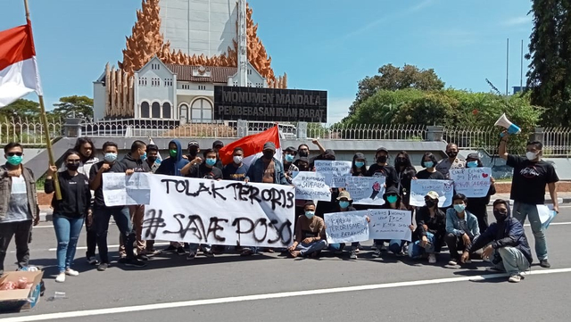 Pemuda Poso di Makassar Tuntut Persoalan Teroris MIT Dituntaskan. Foto: Istimewa