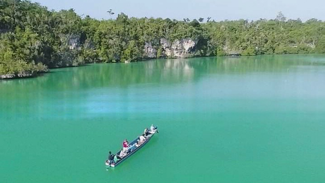 Keindahan alam di Patani, Halmahera Tengah, Maluku Utara. 