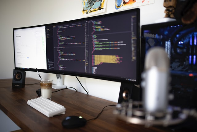 Ilustrasi langkah-langkah membuat program Sumber: Photo by Caspar Camille Rubin on Unsplash