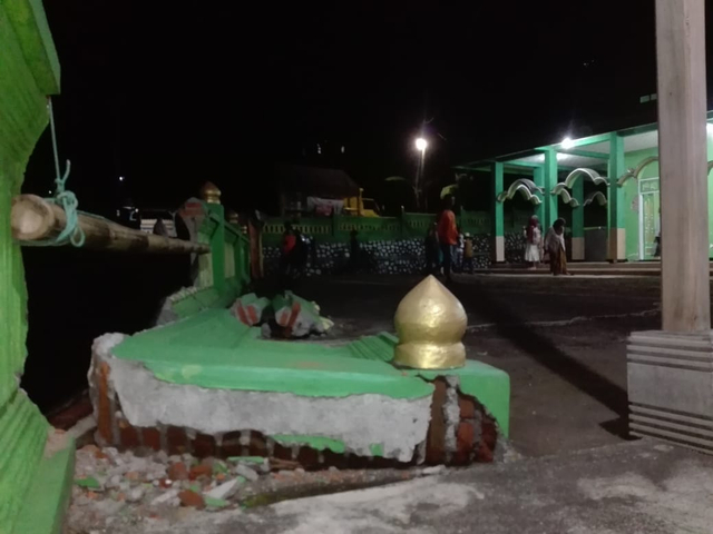 Masjid Sabilul Huda di Desa Srimulyo Minim Bantuan Pasca-Gempa Malang (20545)