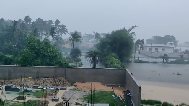 Banjir saat Topan Yaas mendekati Bhadrak, Odisha, India. Foto: AHMER JAWED / via REUTERS