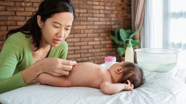 Penyebab Bayi Perempuan Alami Menstruasi Foto: Shutterstock