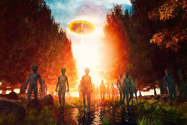 5 Hal yang Diyakini Kaum Bumi Berongga, Ada Nazi hingga Alien (401016)