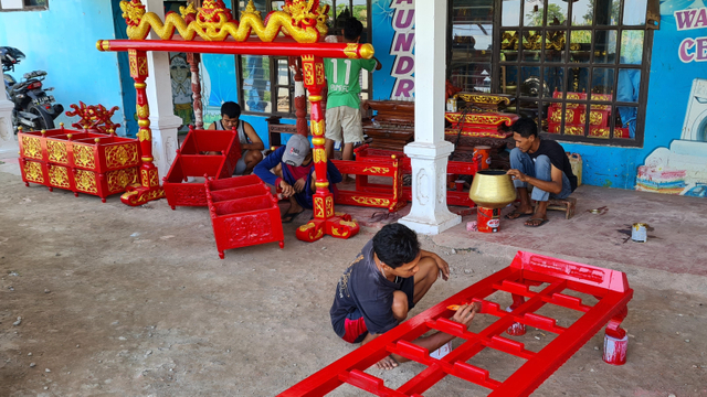 Proses pembuatan gamelan dan rancakannya di workshop milik Lilik Dwi Fajar Riyanto di Boyolali