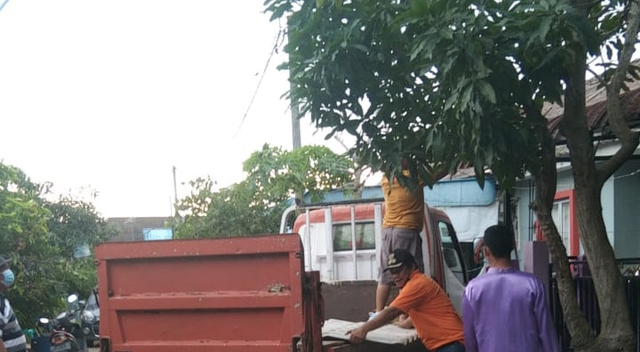 Foto: Potret Rumah Warga di Batam yang Rusak Dihantam Puting Beliung (73986)