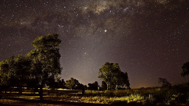 Galaksi Bima Sakti dibidik dengan teknik astrofotografi. (Sumber: Pixabay)