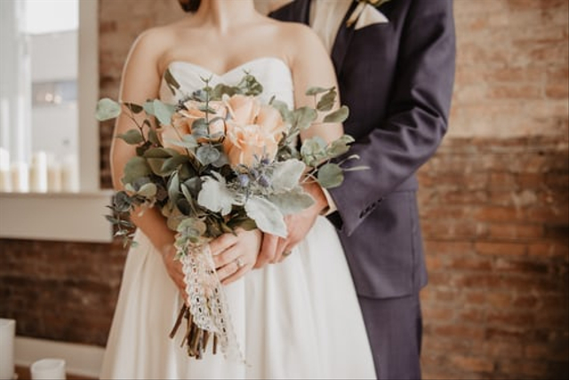 Biar Tak Kuras Bujet Pernikahan, Ini 9 Cara Memangkas Biaya Foto Prewedding (23356)