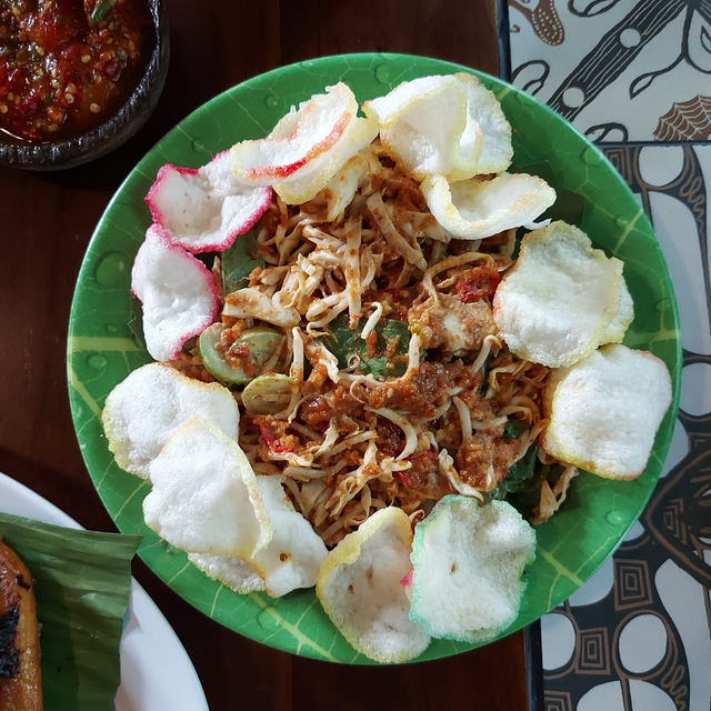 Makan Enak di Bintaro: Lembutnya Ayam Bakar Pak Atok, Legendaris Sejak