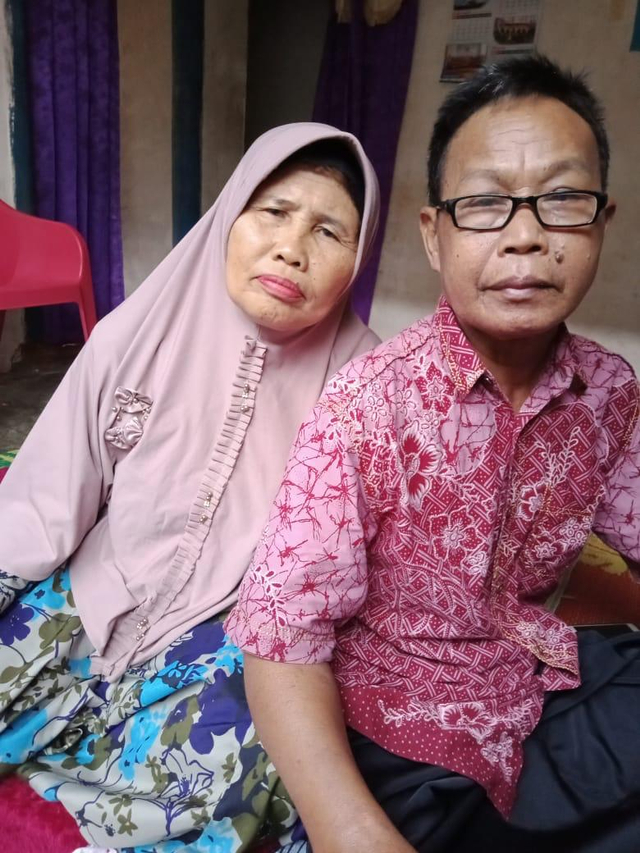 (Alm) Kakek Marso dan Nenek Pariyah. | Foto : Ist