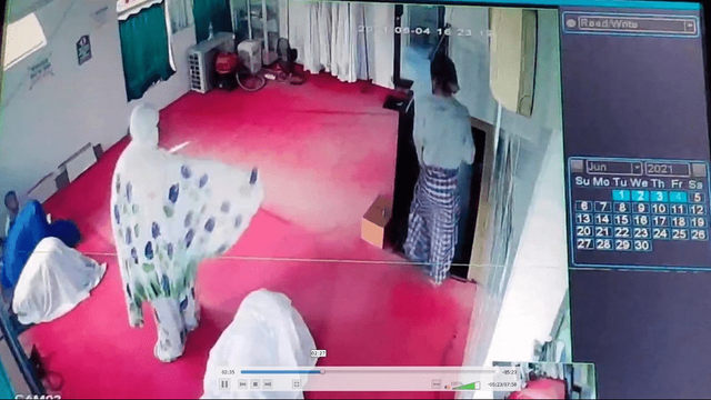 Rekaman CCTV pencabulan di Musala Jatinegara. Foto: Dok. Istimewa