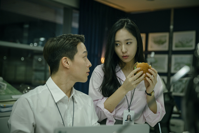 Fakta Menarik Film Sweet & Sour yang Dibintangi Krystal (144179)