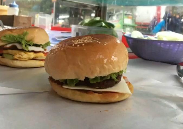 Burger Fantasy. Foto: dok