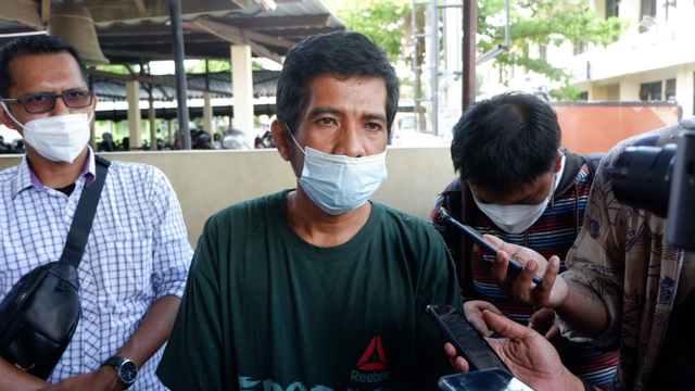 Surat Bandiman, Ayah Korban Sate Sianida Bantul, untuk Tersangka Nani (388007)