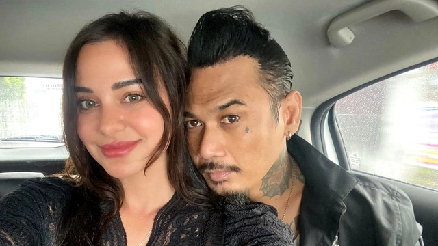 Potret Mesra Jerinx Bersama Nora Alexandra Usai Bebas dari Penjara (5410)