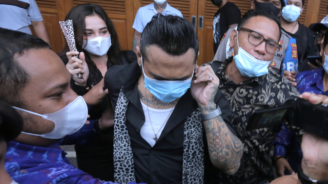 Foto: Potret Jerinx SID saat Bebas dari Penjara (72031)