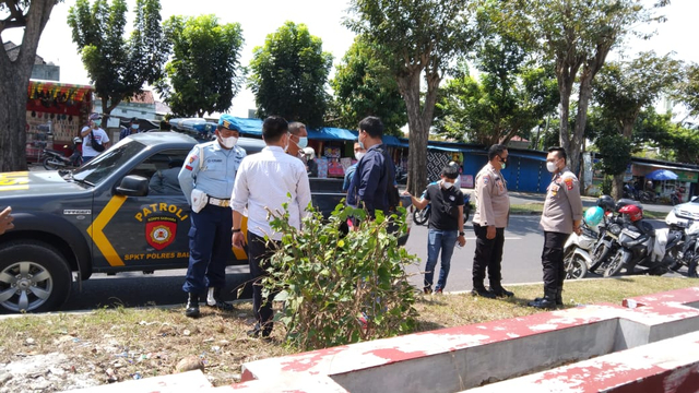 Anggota TNI AU dan Istrinya Ditembak di Bandar Lampung (1)
