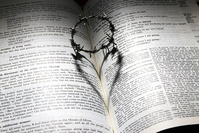 Ilustrasi Ayat Alkitab. (Foto: https://pixabay.com)
