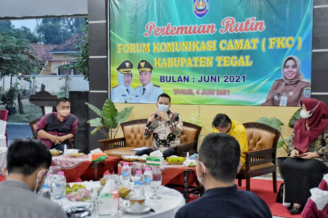 Wakil Bupati Tegal Sabilillah Ardie saat acara Forum Komunikasi Camat di Pendopo Kecamatan Tarub beberapa waktu lalu.