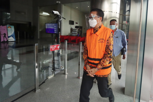 Nurdin Abdullah Didakwa Terima Suap dan Gratifikasi Rp 12,8 Miliar (90667)