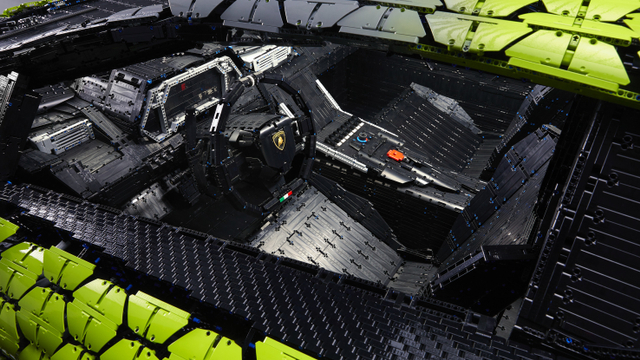 Keren! Lamborghini Ini Dibangun dari 400.000 Blok Lego (457036)