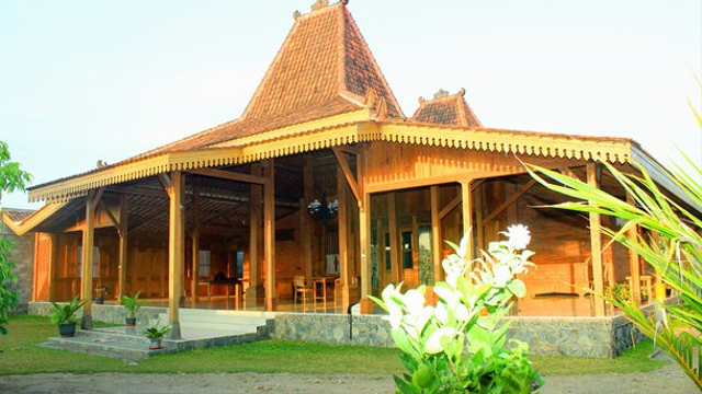 Bangunan rumah adat Jawa Tengah. Sumber: Pemerintah Kabupaten Bantul