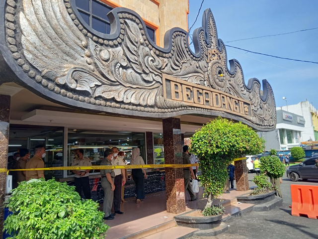 Pasca-Penyegelan Penunggak Pajak, Walkot Bandar Lampung: Sudah Sesuai Aturan (1)