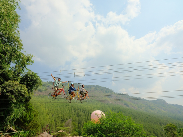 Tempat Wisata Bandung, Ini 6 Destinasi Ikonik yang Melegenda! (668843)