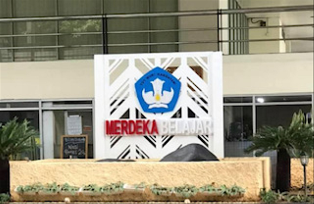 Sekilas Mengenai Program Merdeka Belajar Kampus Merdeka (91087)