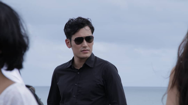 Review Film Persepsi: Terrace House Horror Dengan Sudut Pandang Orang Pertama (25088)