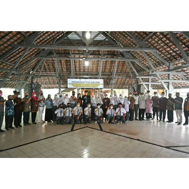 Pengukuhan Forum Pelajar Sadar Hukum dan HAM (FPSH HAM) Kota Sukabumi.