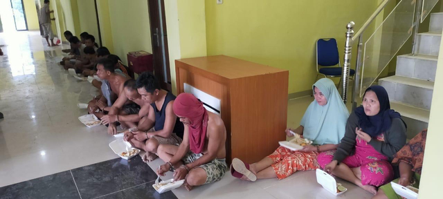 Ratusan Polisi Gerebek 'Sarang Penyamun' di Muratara, Sumsel (864097)