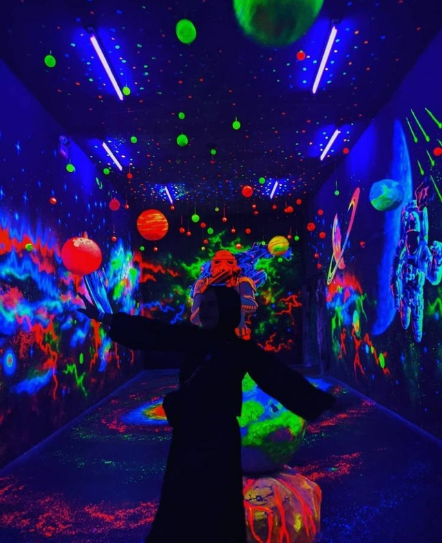 Glow Photos di Milenial Glow Garden, Batu, Malang (459123)