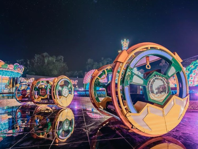 Glow Photos di Milenial Glow Garden, Batu, Malang (459128)