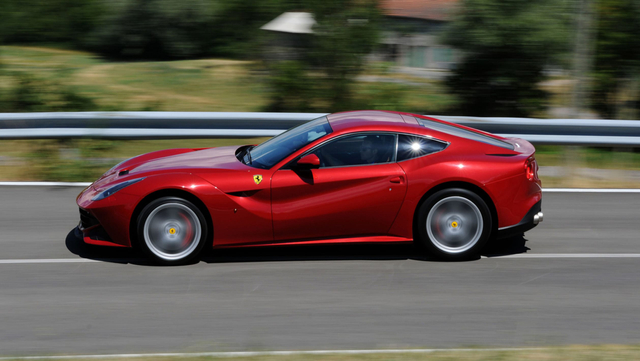 Ferrari F12 Berlinetta Dilelang Kejagung Cuma Rp 6 Miliar, Apa Istimewanya? (5545)