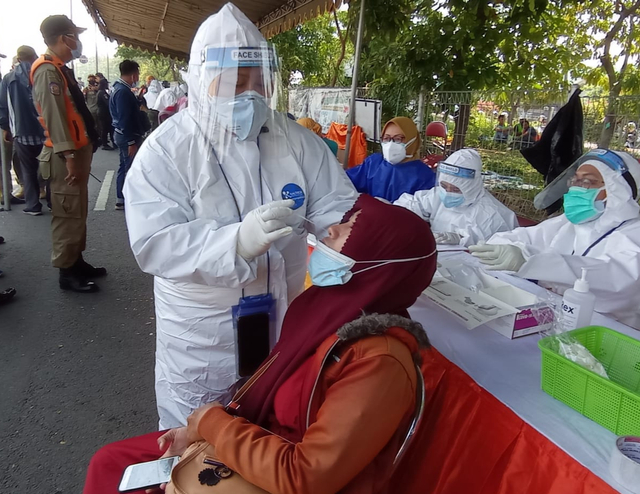 11 Hari Penyekatan di Suramadu, 354 Orang Positif COVID-19 Hasil Swab PCR (70877)