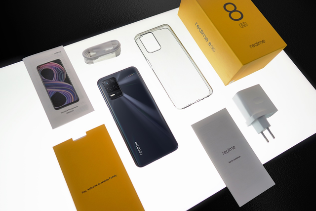 Ilustrasi cek garansi Realme. Foto: Dok. Realme