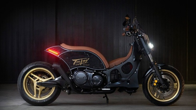 Yamaha TMAX Dirombak Radikal, Bisa Jadi Inspirasi Modifikasi XMAX 250 (137699)