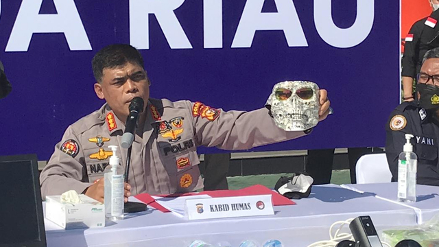 Di Pekanbaru, Jual Narkoba Usung Konsep Drive Thru dan Penjual Pakai Topeng (323135)