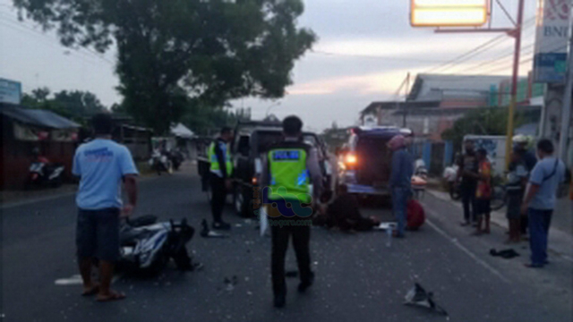 Pikap Tabrak Motor di Tuban, 2 Orang Pemotor Luka-luka (43327)