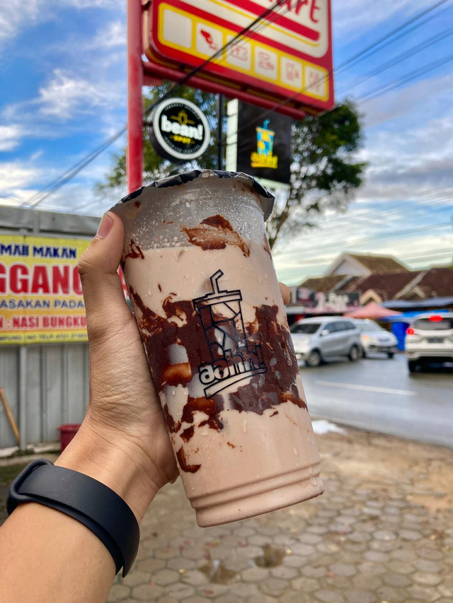 Aahh!: Minuman Favorit Warga Metro, Kini Ada di Bandar Lampung, Mulai Rp 5 Ribu (1)