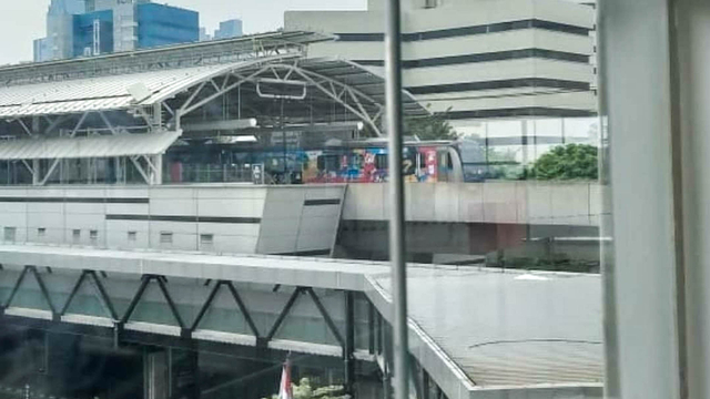 Halte terintegrasi CSW di Jakarta. Foto: Instagram/@dishubdkijakarta