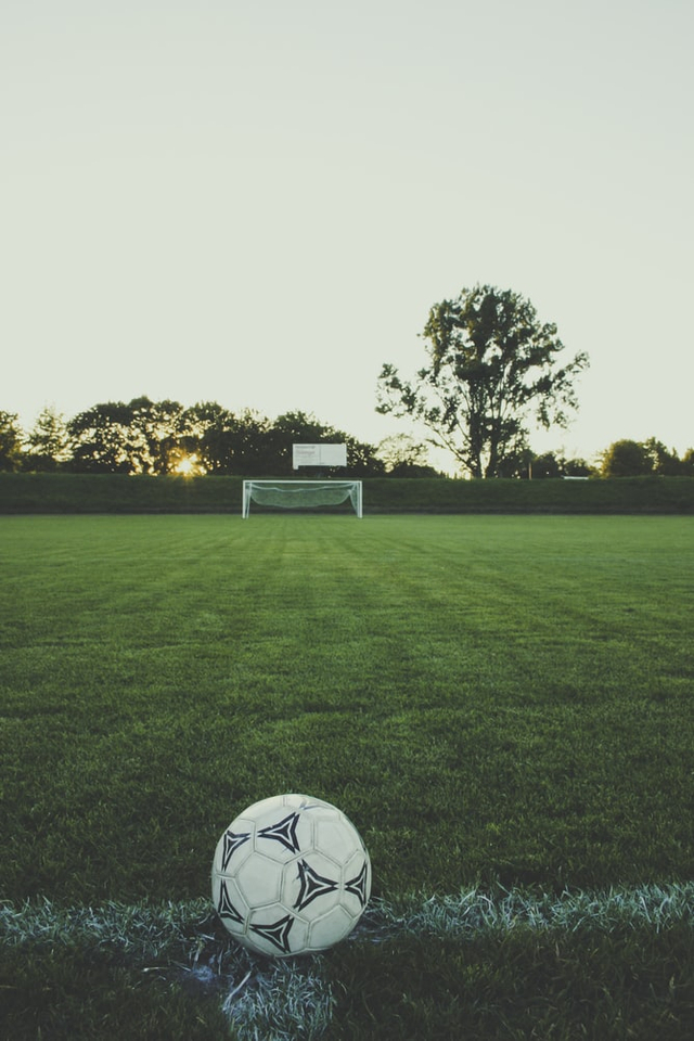 ilustrasi sepak bola. Sumber: unsplash.com